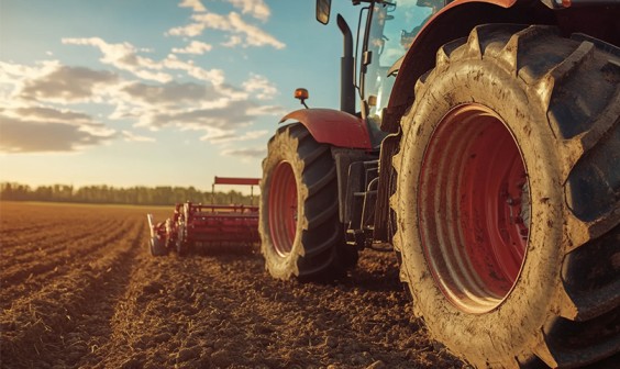Why 4WD Tractors Are a Smart Choice for Indian Farmers